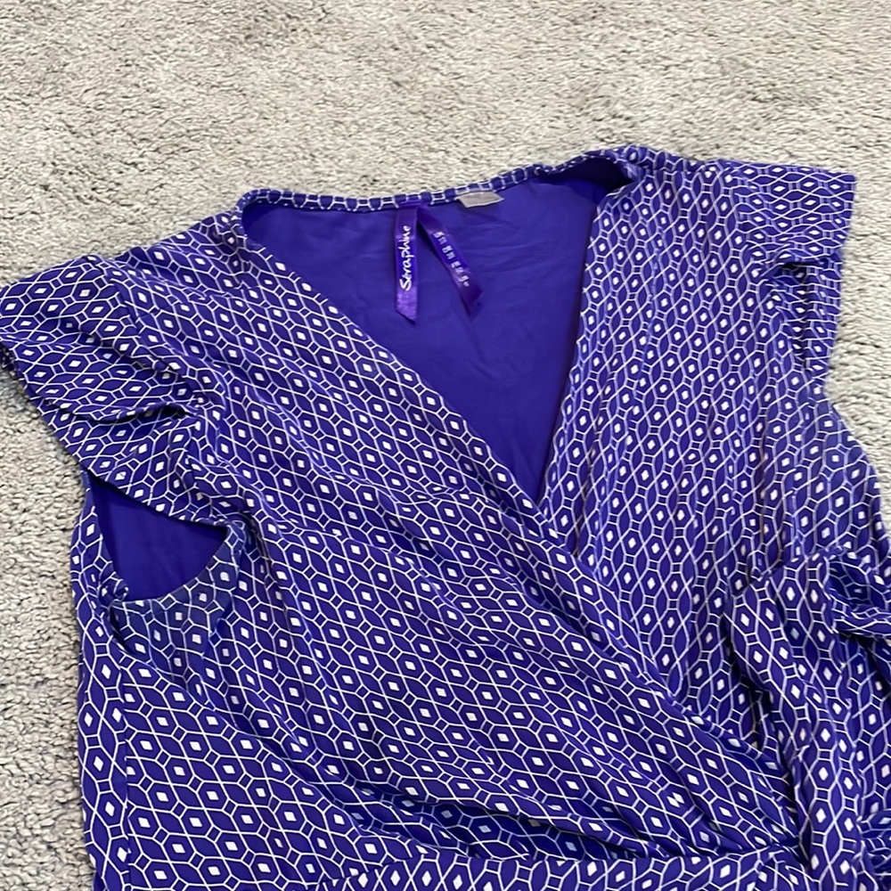 Seraphine blue pattern maternity dress (size 10) no longer needed.